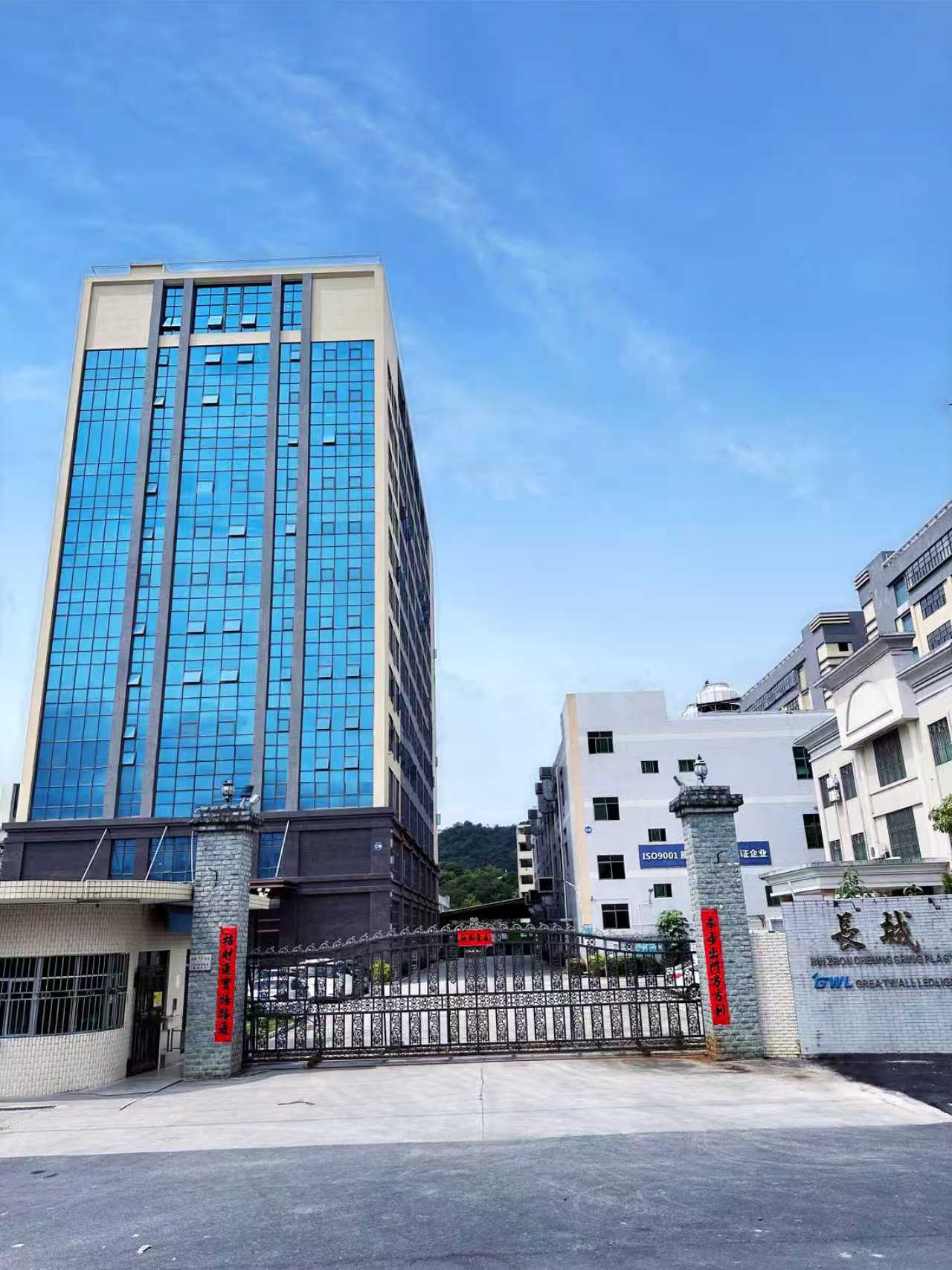 Đúc ép nhựa là gì?